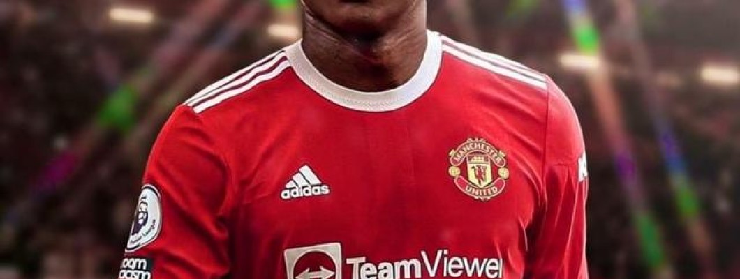 De Jongov agent slavi Malacijin dolazak u Manchester United